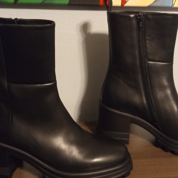 Voile Blanche black boots - Picture 3 of 7